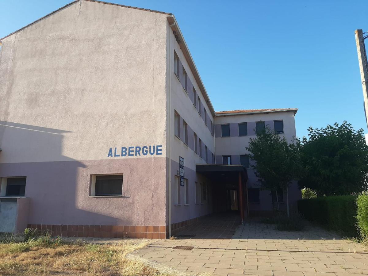 Albergue Villa Нава-де-ла-Асунсьон Экстерьер фото